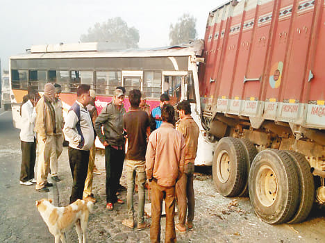 Truck collided with the bus, six injured