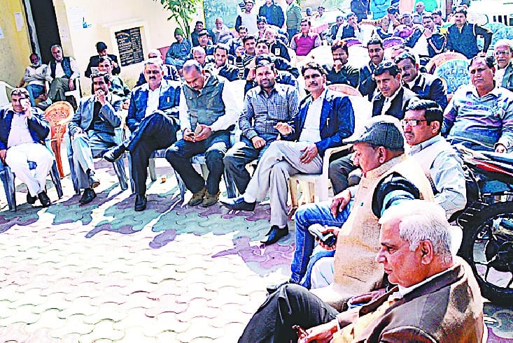 To desist from judicial functions Advocate
