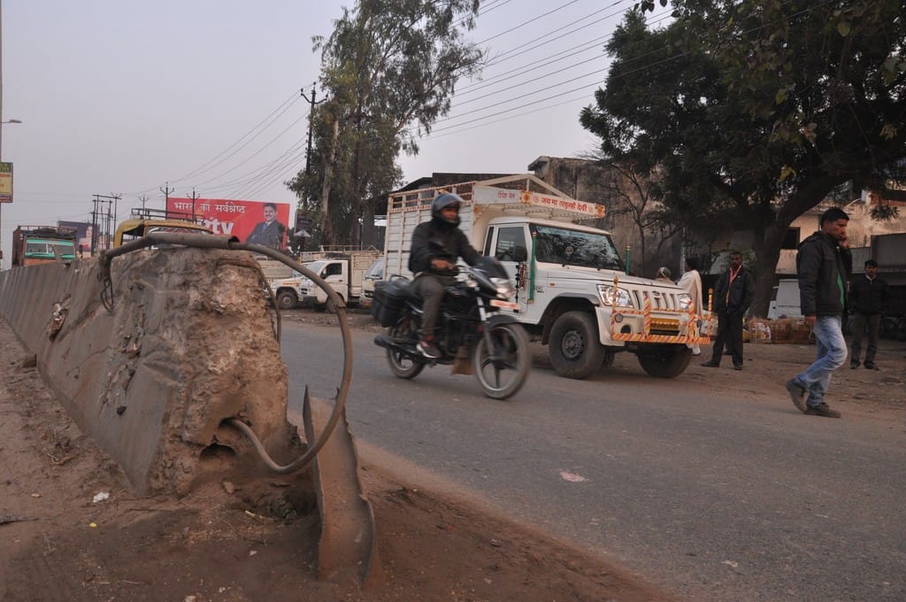 Dvider makes couse of accident