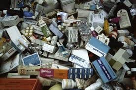 A doctor and lab technitian supand after caught expired medicene in bhadohi hoapital