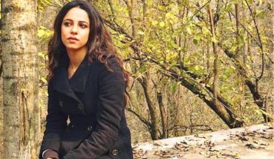 girl became sensation on social media`