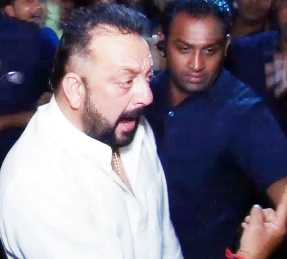 Sanjay Dutt late night partying invites trouble as neighbour complain