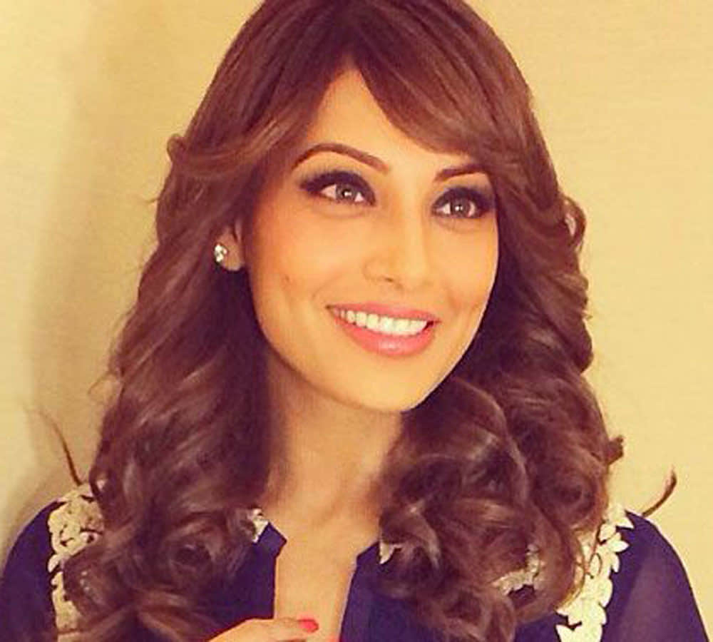bipasha basu will do tv serial koi laut ke aaya hai