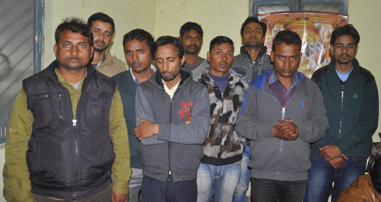 conspiracy of dacoity in medicine businessman home failed