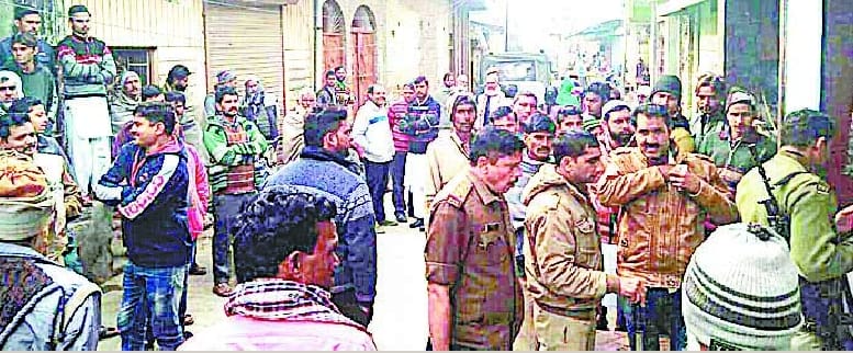 Meat vendors shops raided, was splashed