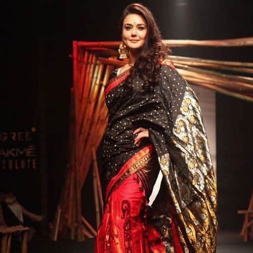 Star Glam At Lakme Fashion Week  S/R 2017 