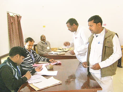 Vote in the poll among legislators lashed teacher