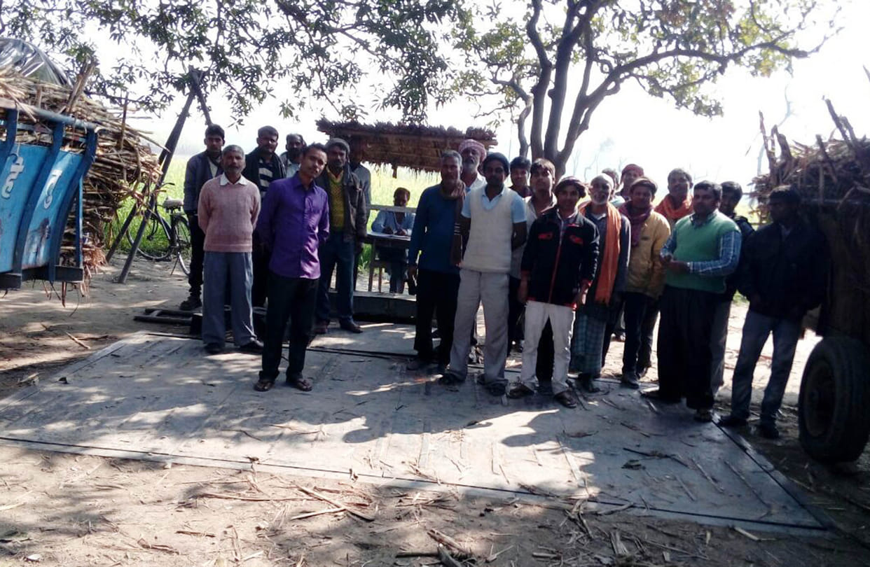 Sugarcane farmers stopped weighing, display