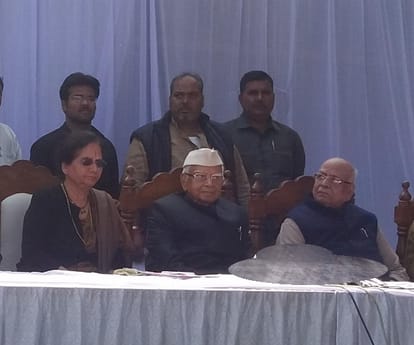  ND tiwari supports BJP.