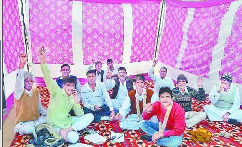 Now invites More people From every vilage For participate in jat Protest