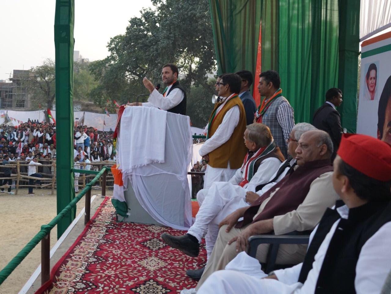 akhilesh joint rally with rahul gandhi kanpur
