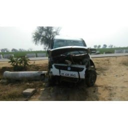 accident,rewari, mother and daughter,police, car,divider