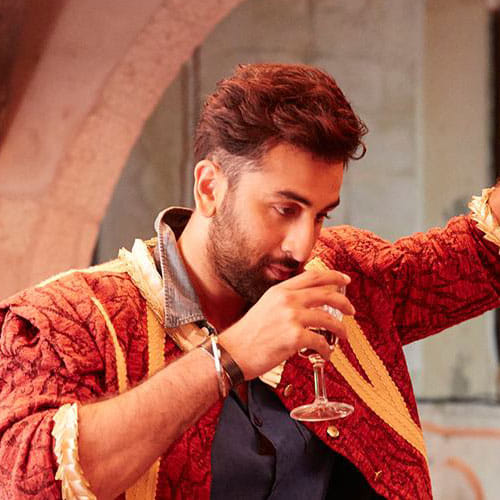 ranbir kapoor is drug addicted from his school days