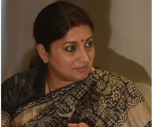 smriti irani criticizes rahul gandhi in raebareli.