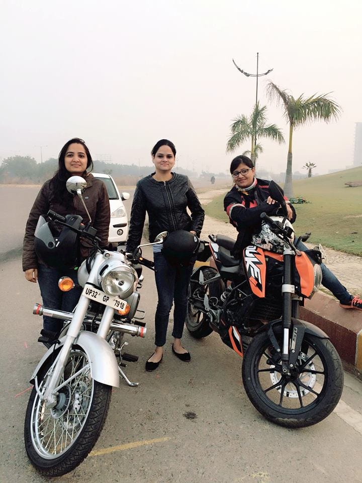 now girl bikers drive sports bike in varanasi road