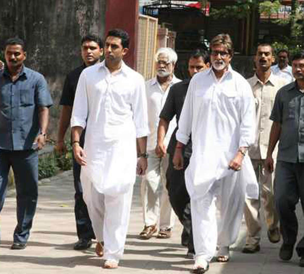 amitabh bachchan birthday wishes to abhishek bachchan