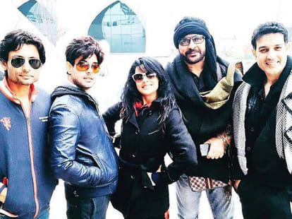 KASHMIR WILL AGAIN BE THE SPOT ON SCREENS OF BOLLYWOOD