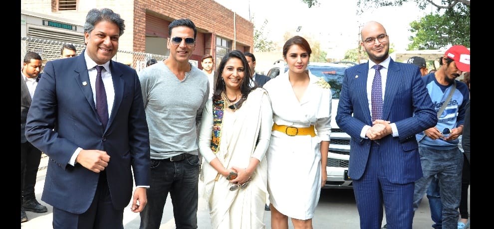 Amity Akshay Kumar and Huma Qureshi arrived, the students raised fiercely bang