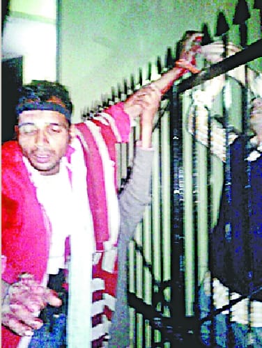 Rod was in the hands of thieves across, referred