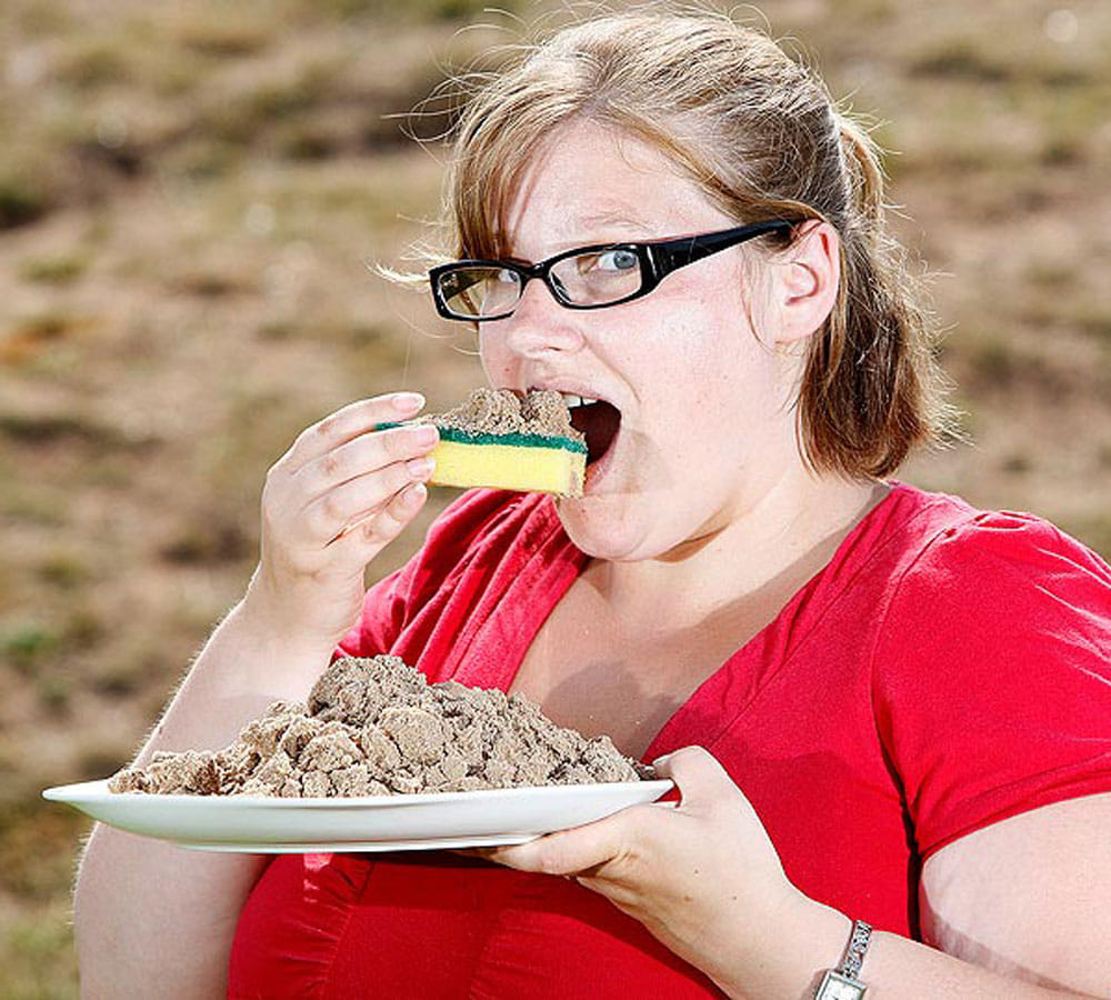 eating soil may lead to stomach infection