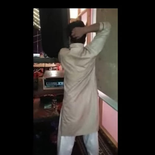 Man In Pakistan Turns Head In 180 Degrees