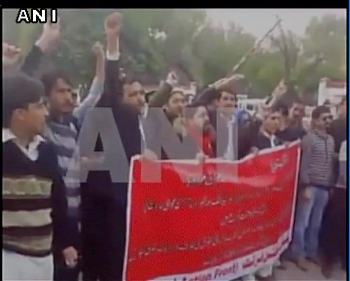 PoK locals take to streets against Pakistan