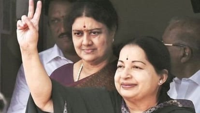 How Sasikala came up chief minister?