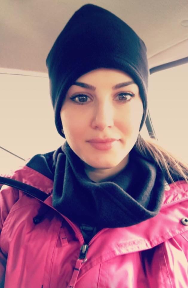Sunny leone shares images of her kashmir journey