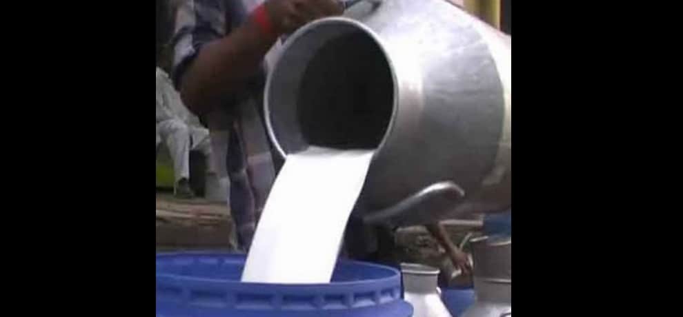 milk price is less than water rate at uttar pradesh this place