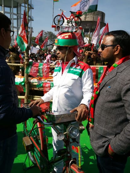cm akhilesh bole, sarkar bani to meerut mein metro train chalaenge