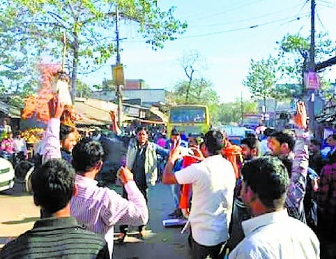 BJP workers against Bikapur candidate now