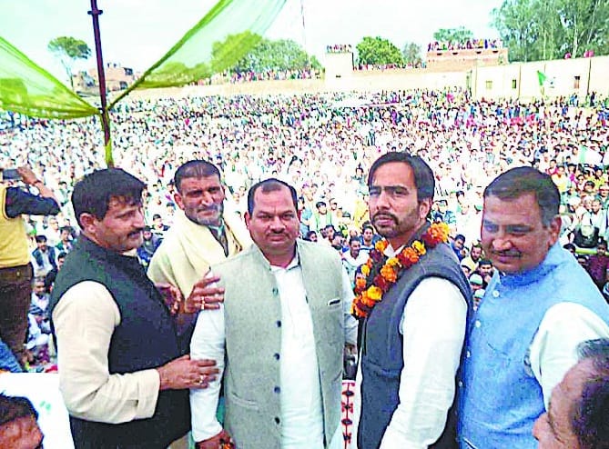 SP-BJP broke the trust of farmers: Jayant Chaudhary