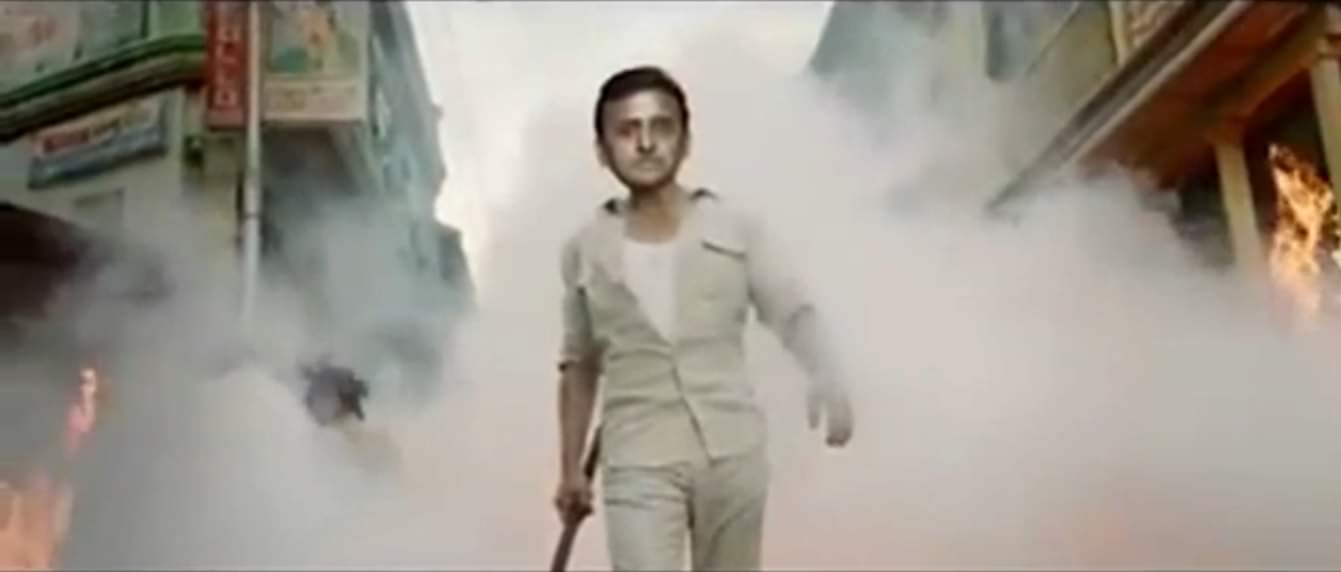 अखिलेश का रईस अवतार