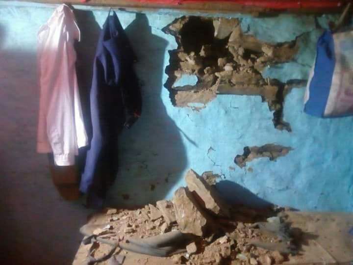 crack on house due to earthquake tremors in uttarakhand