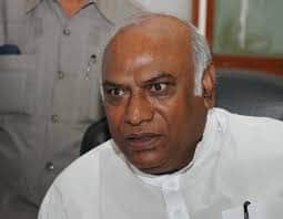 Narendra Modi counter speech over mallikarjun kharge and Rahul Gandhi