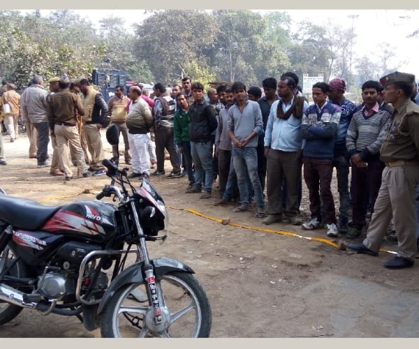 man shot dead in amethi 