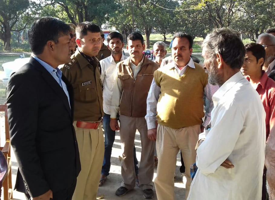 Polls opened under the supervision of officers went