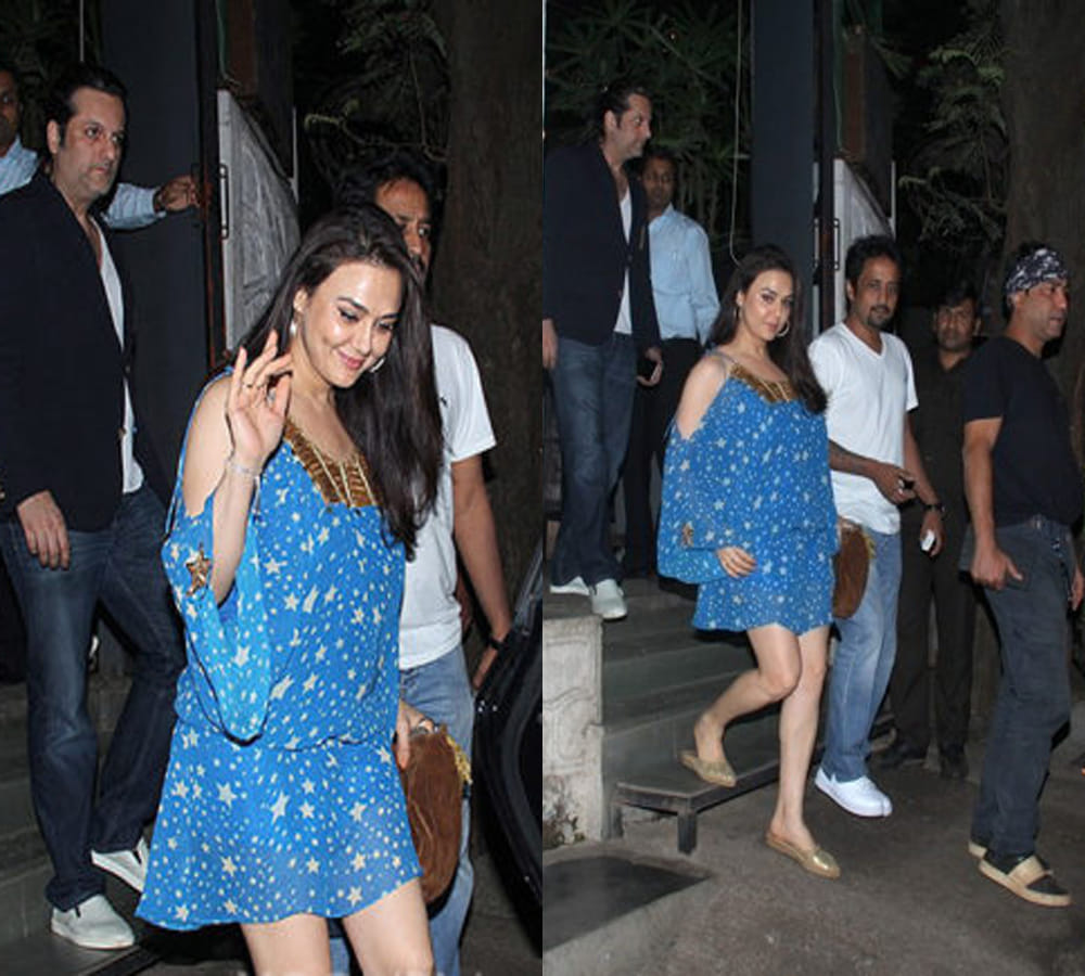 Is Preity Zinta pregnant ? Pics reveal all