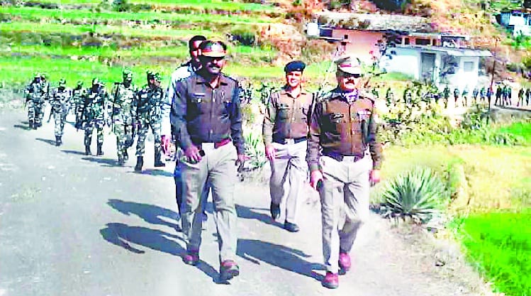 SSB, the police staged a flag march