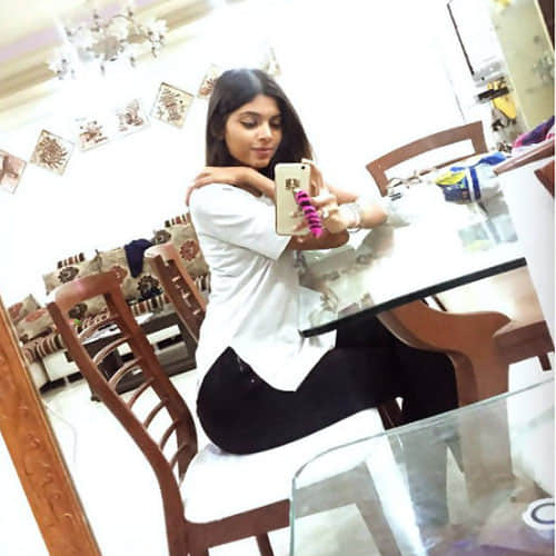 sunny leone's hot bhabhi in social media