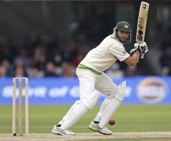 Present Condition of 10 Players Of Pakistan Cricket Team Who Were Clinched By Anil Kumble