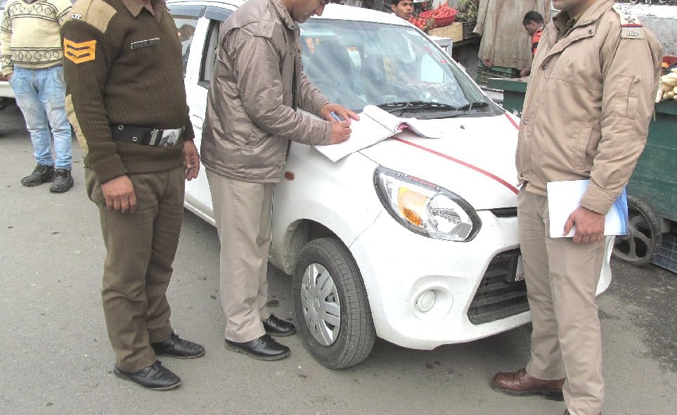 UP BJP Leader Relatives Caught By Sirmaur Police.