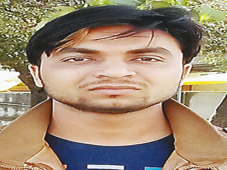 Six revolver were recovered from the possession of traffickers Aslha