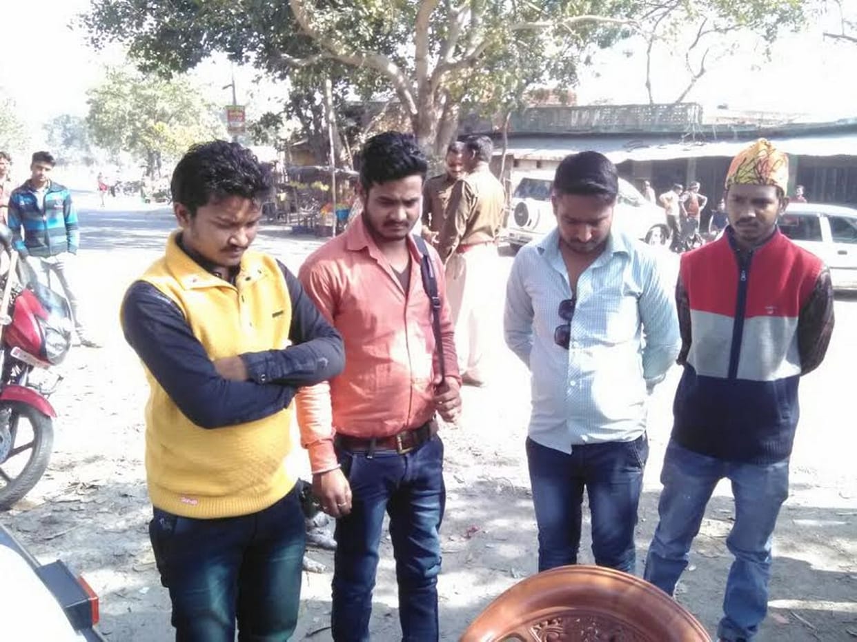 22 young riders from the car of gold bracelets