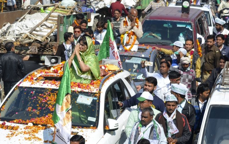 in the road sho apil vote of charu chaudhari 