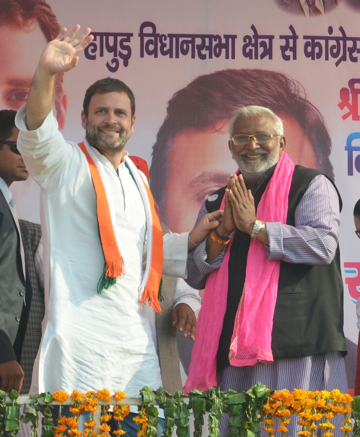 Americans eat the Hapur papad: Rahul