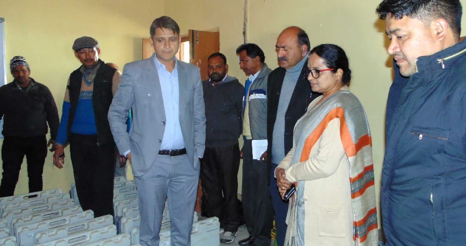 100 personnel deployed in the sealing of EVMs