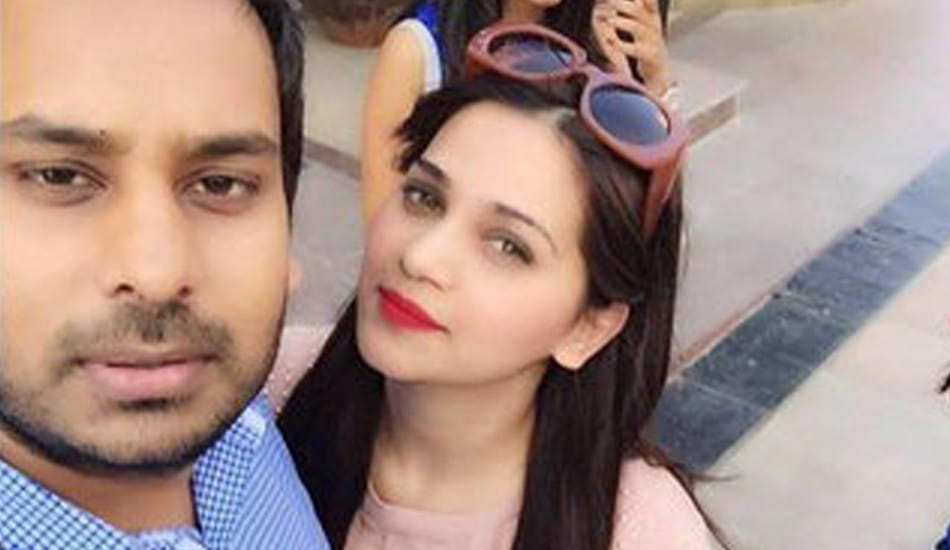 akhilesh daughter in law one stap forward to dimple 