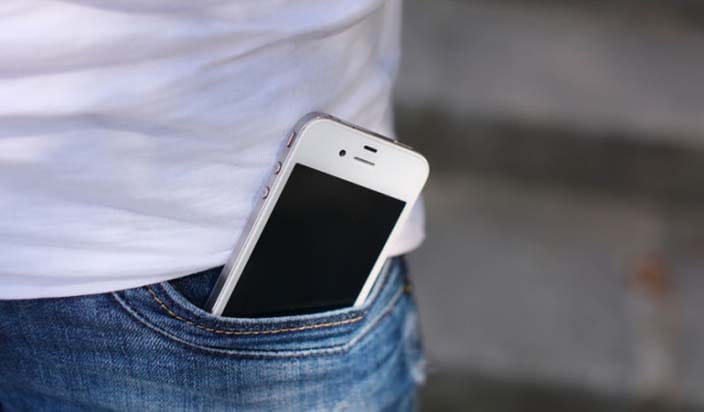 cell phone explodes in man's pocket in bahraich