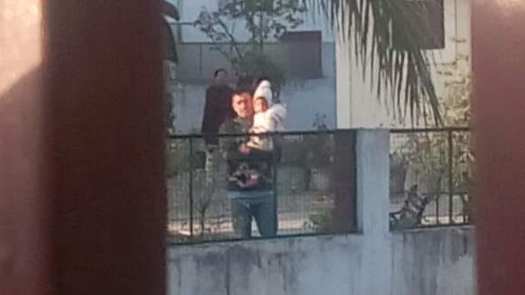 fan waited 40 hours for selfie with dhoni.